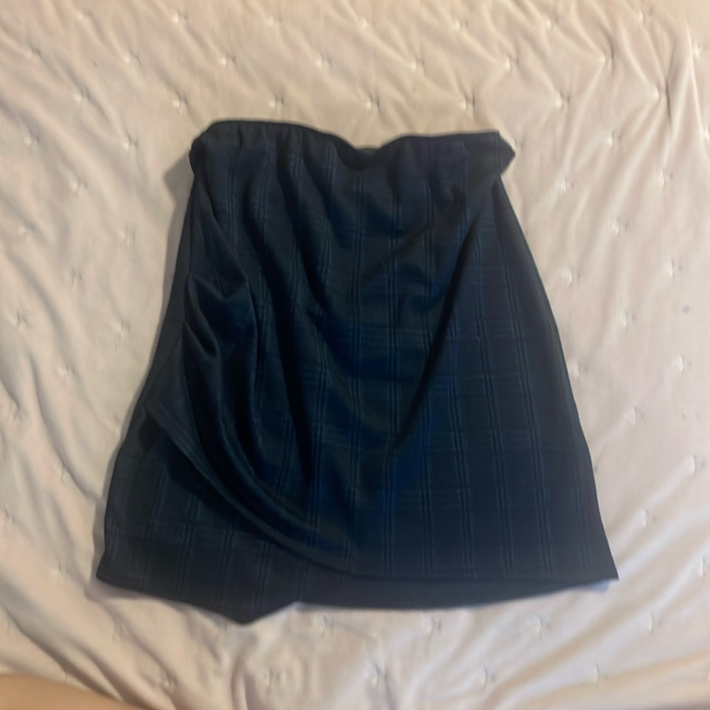 navy and black plaid skirt